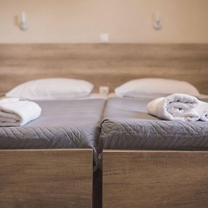 Standard Zimmer mit zwei Einzelbetten